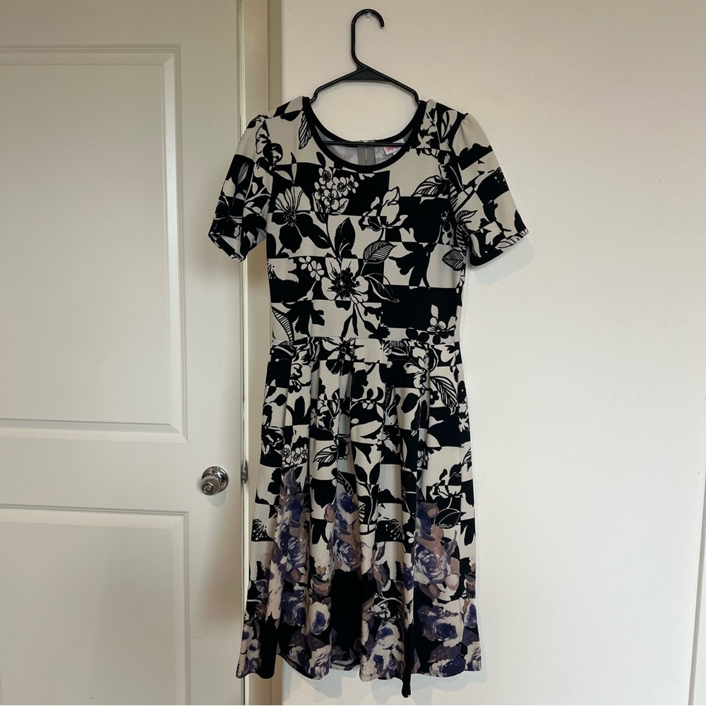 floral lularoe dress with pockets